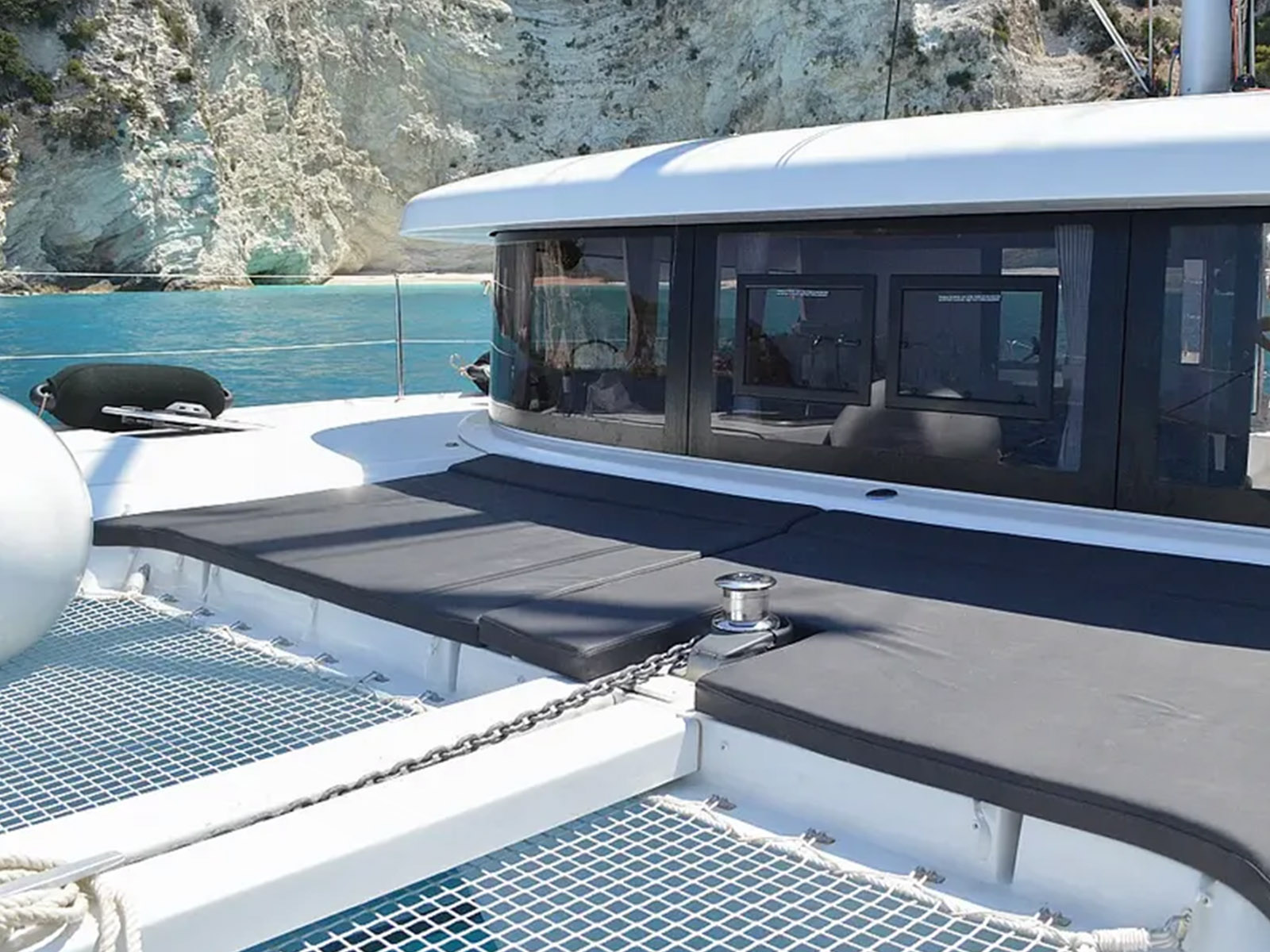 lagoon-42-fantasea-ext-3