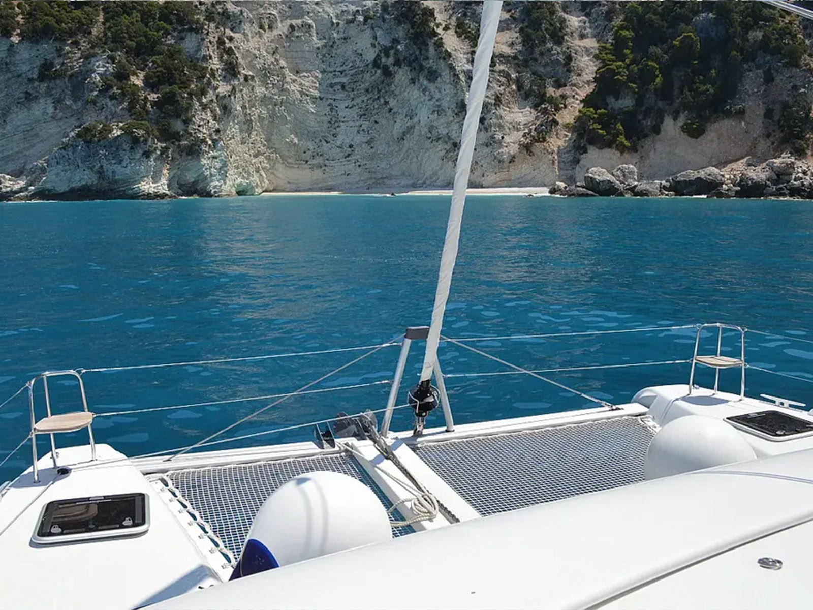 lagoon-42-fantasea-ext-4